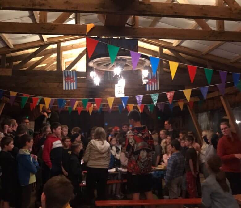 Zeltlager 2023 – Forscher entdecken die verlassene Stadt Lingelcreek